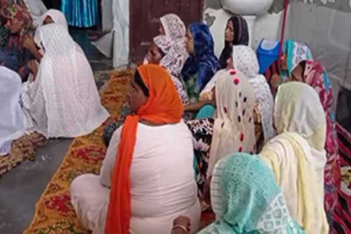 जम्मू के सैन्य शिविर में शहीद हुए सैनिक कुलदीप सिंह के गांव में गम का माहौल